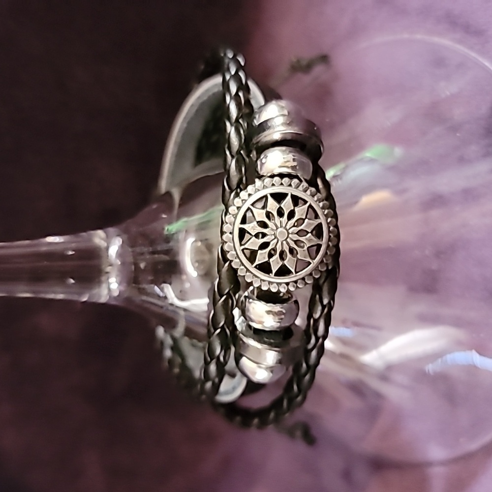 Leather bracelet